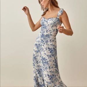 Nikita Dress in pompadour - The Reformation